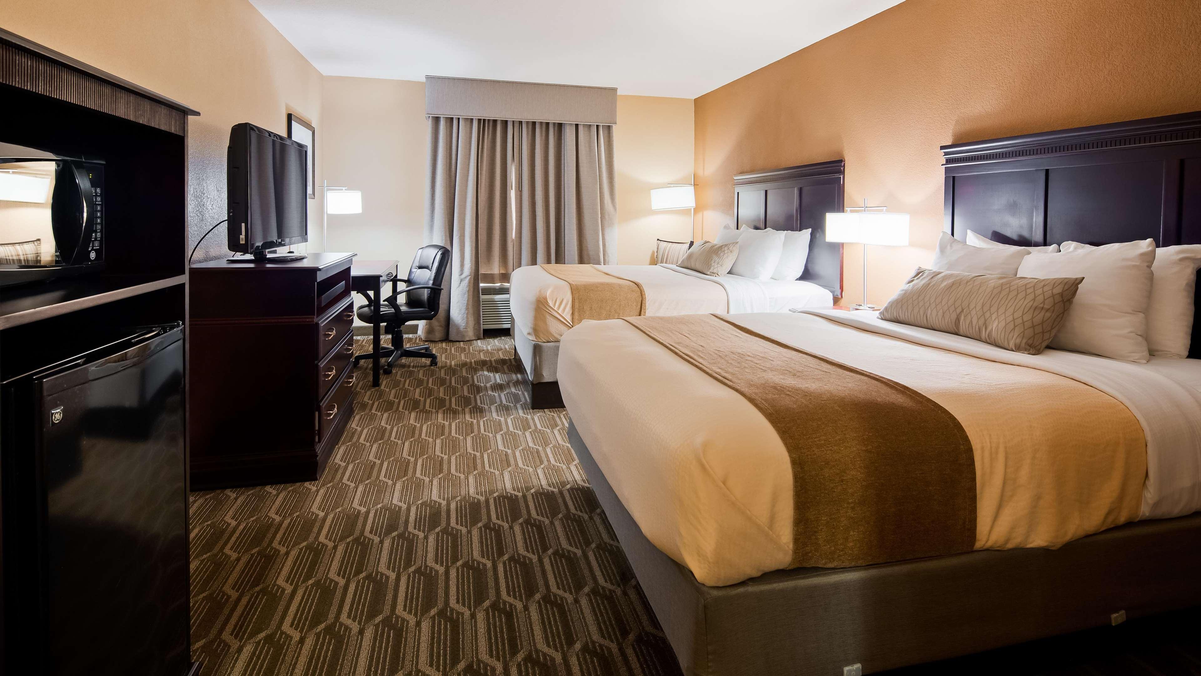 Best Western Granbury Inn And Suites Exterior photo