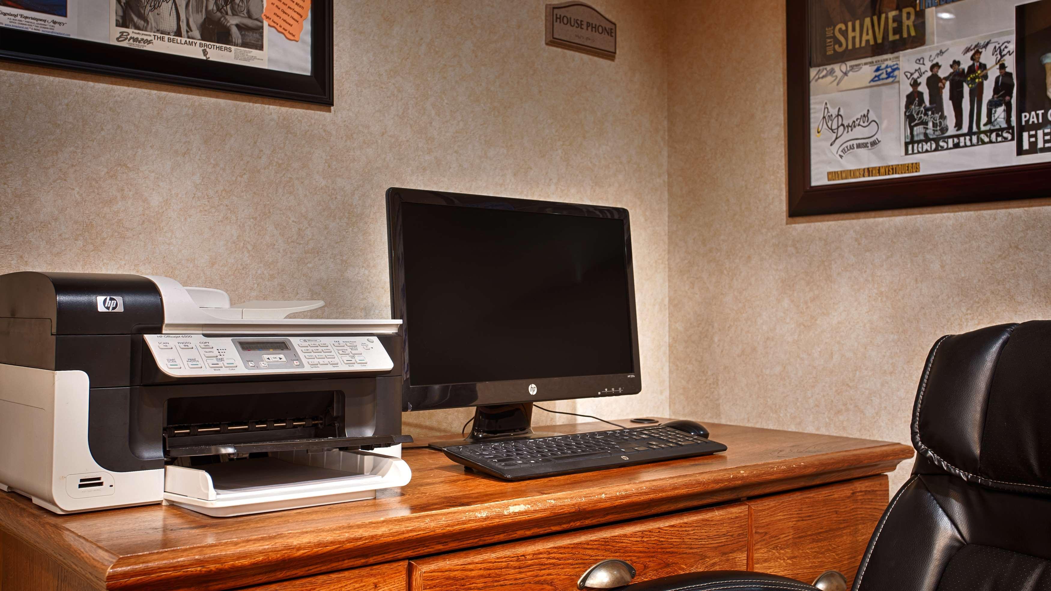 Best Western Granbury Inn And Suites Exterior photo